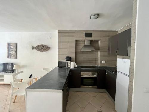 Beautiful apartment on 1 line