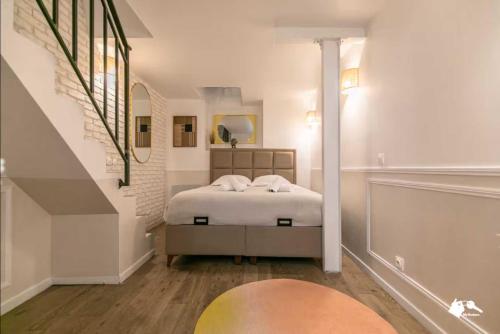 2BDR 6P duplex flat near the Moulin Rouge
