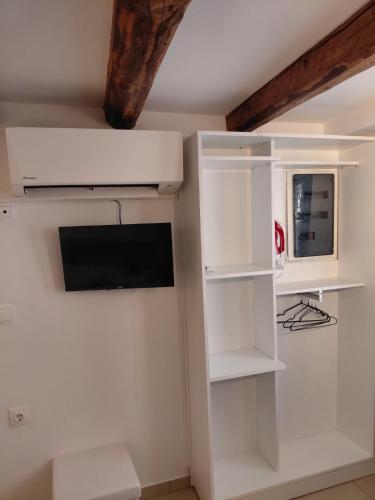 CorfuCenterStudio 5