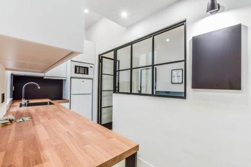 Modern Living Space in Historic Central Madrid