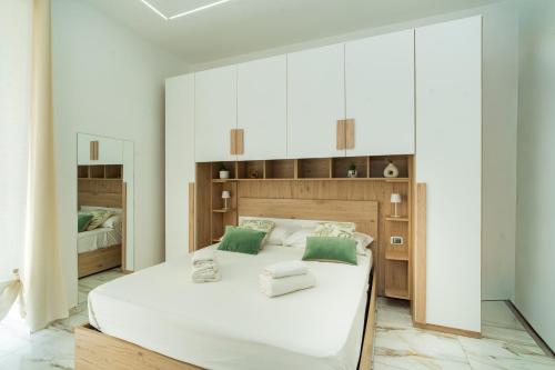 Sanità Rooms