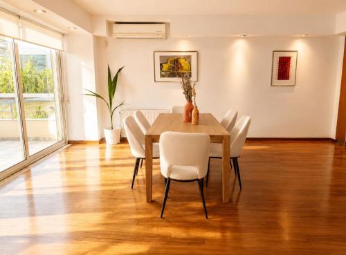 Adelos II Glow Villa 5BR 360m -Elevator-Rooftop