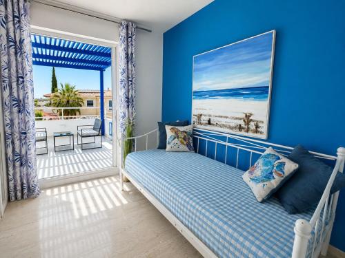 Adelos Maisonette Near Vouliagmeni Beach