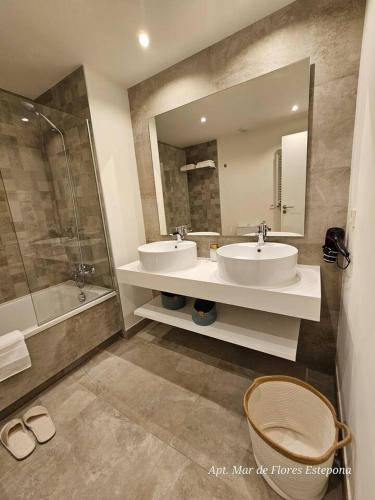 Inf11D - Modern City Flat Near Beach & Old Town
