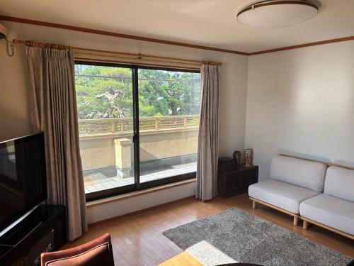 長野で暮らすように泊まる宿 A Real Local Stay in Nagano