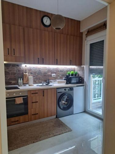 Valentini Seaside Apartment - Kavala