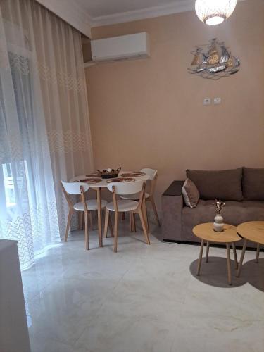 Valentini Seaside Apartment - Kavala