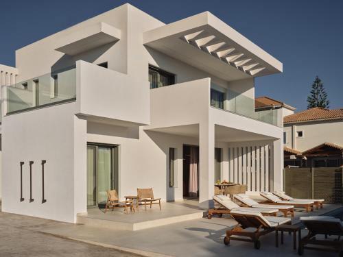 Villa Maria, 3-Bedroom Villa with Private Pool