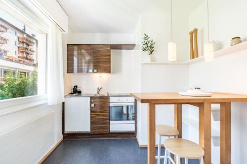 Moderne 2,5 Zimmer Wohnung Mayenzett
