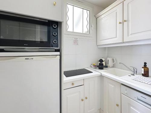 One bedroom apartment with beautiful sea view