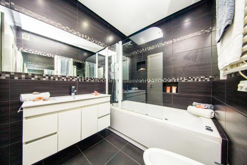 Apartment Oasis Diamond - com jacuzzi em Portimão