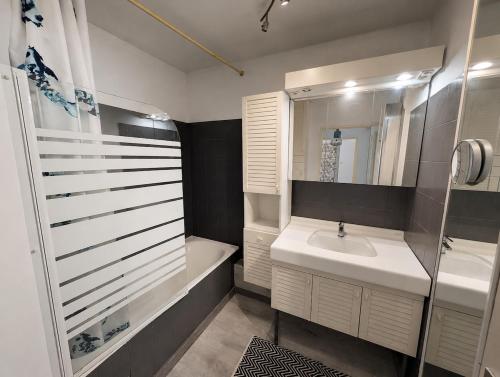 2 Chambres- Terrasse - Climatisation