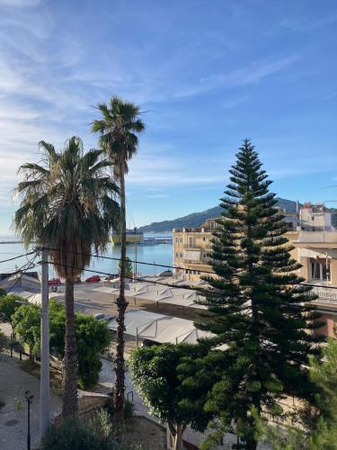 Άmaroo Home-Port View