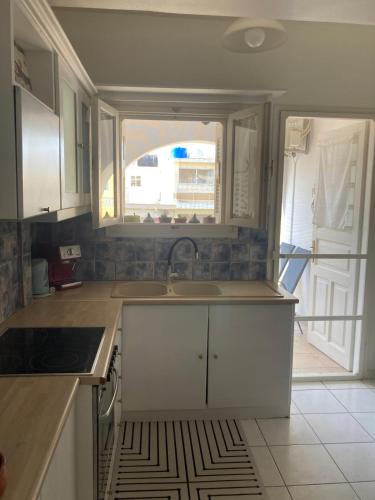 Άmaroo Home-Port View