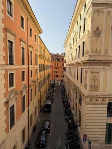 Smart Rooms at Spanish Steps