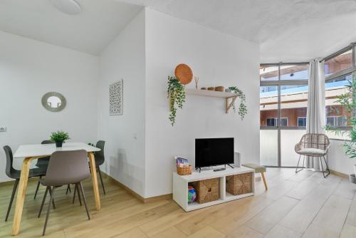 Home2Book Las Canteras Beach & City Stay