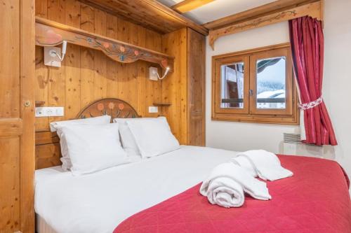 Le Cristal N16 - Central apartment close to the slopes & Free Parking & Pool