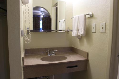 Ванная комната в Starlite Motel