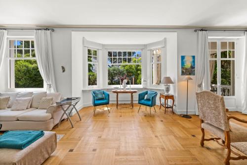 Cannes Luxury Rental - Belle epoque villa to rent close to Cannes center