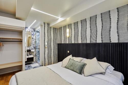Apartment Le Marais place des Vosges by Studio prestige