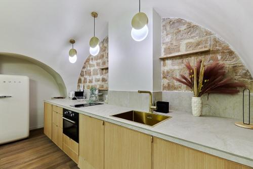 Apartment Le Marais place des Vosges by Studio prestige
