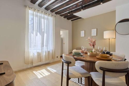Charming apartment in Le Marais Center of Paris