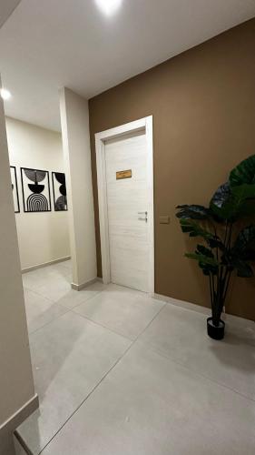 Le Grotte Suite by Franco Gallifuoco