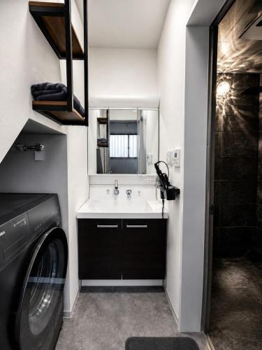 Luxury Home Free Parking Near Namba USJ