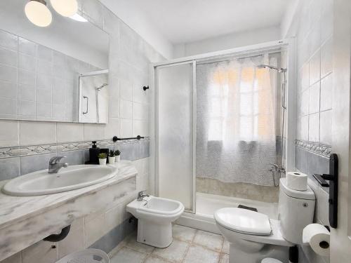 Apartamento con terraza y vistas en Costa Adeje, Sunset Mirage