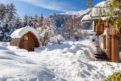 280sqm Chalet 5 BR Sauna Cinema Close to ski lift
