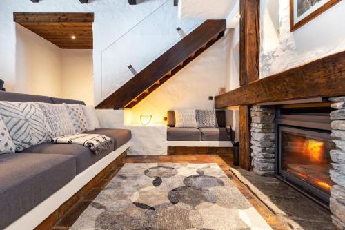 280sqm Chalet 5 BR Sauna Cinema Close to ski lift