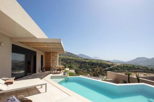 New Seaview villa Serenity with Heated Pool and BBQ in South Crete