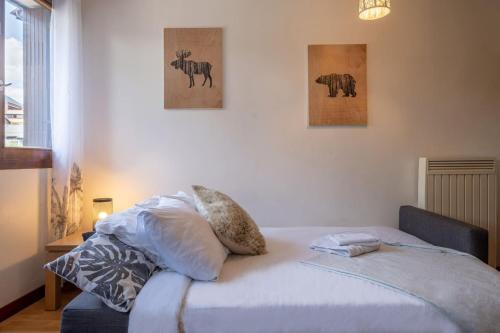 Gentianes - City center studio next to Aiguille du Midi lift - By Cozee Rentals