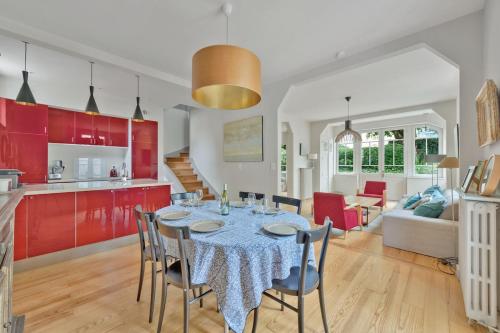 Villa familiale à 2 min de la plage - Jardin privé