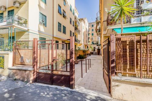 Trastevere Gateway Elegant Monteverde Apartment