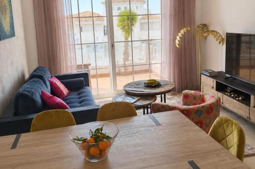 Chic and cosy apartment with a pool