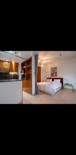 Palaio Faliro Suite by the sea No2