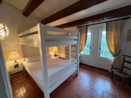 Charmante maison mitoyenne avec piscine, jardin et accès privé à la plage Sainte-Maxime