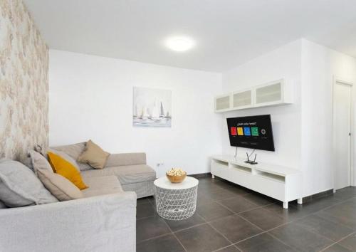 New apartment center Los Cristianos