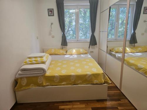 Sunny apartment 150 m from the sea
