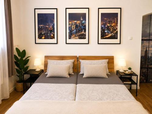 Urban Hideaway - Stylish Downtown Apartment