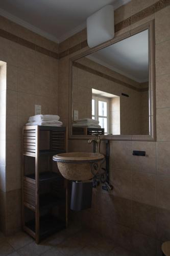 The Queen's suites-Acropolis view