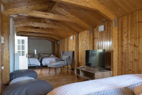 The Queen's suites-Acropolis view