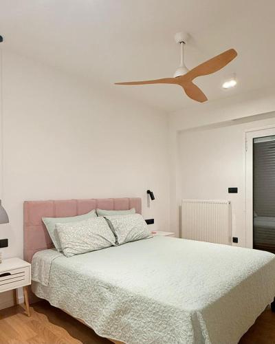 Sunny 2BR New Modern Apartment in Nea Smyrni