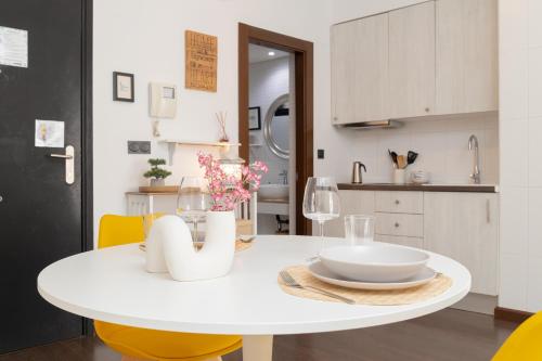 Rustic Chic Studio in Downtown