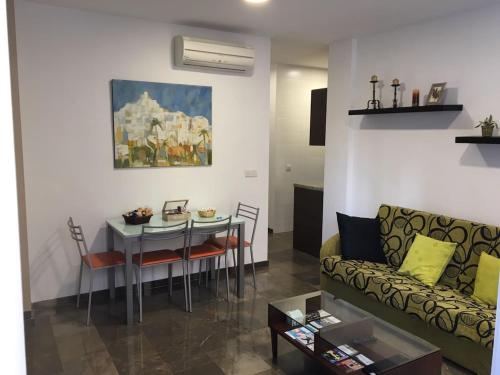 Centro ciudad apartamento con encanto para dos