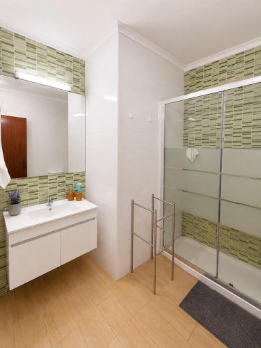 Flat Near The Beach With AC and a Private Balcony