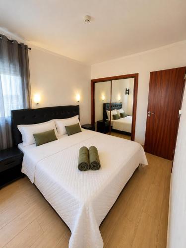 Flat Near The Beach With AC and a Private Balcony