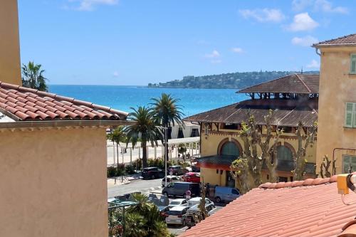 Grand Green Terrace Apartment - Happy Rentals
