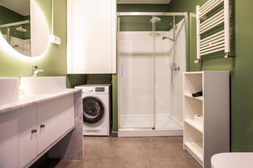 42MAL1083 - Amazing New 2BR Flat in the center